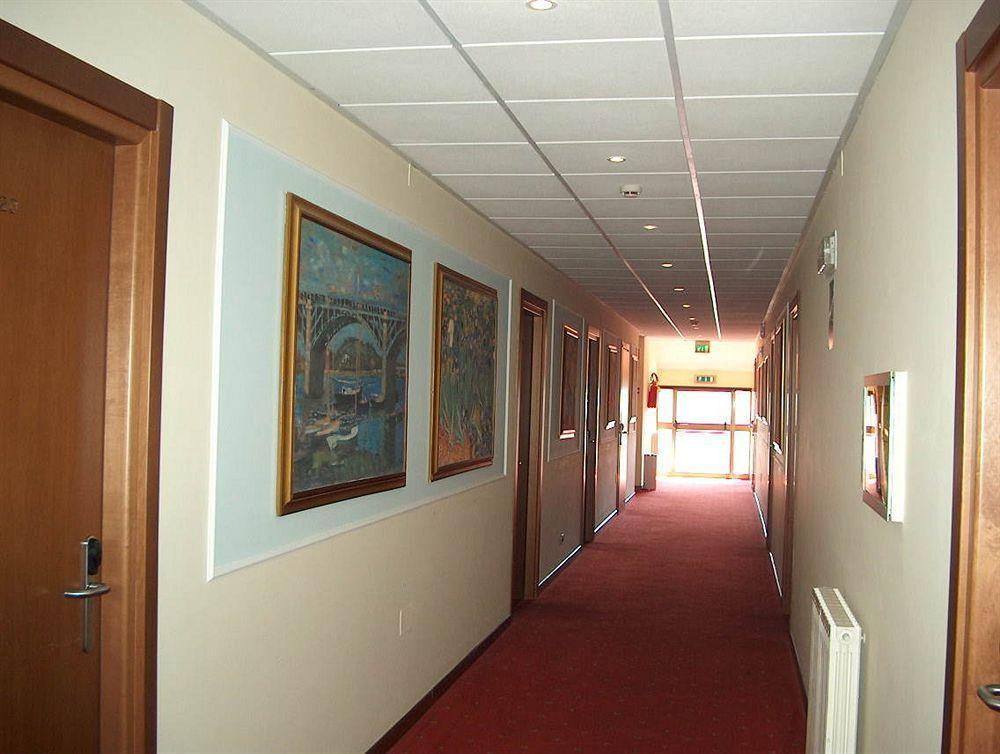 Hotel I Duchi Καμερίνο Εξωτερικό φωτογραφία